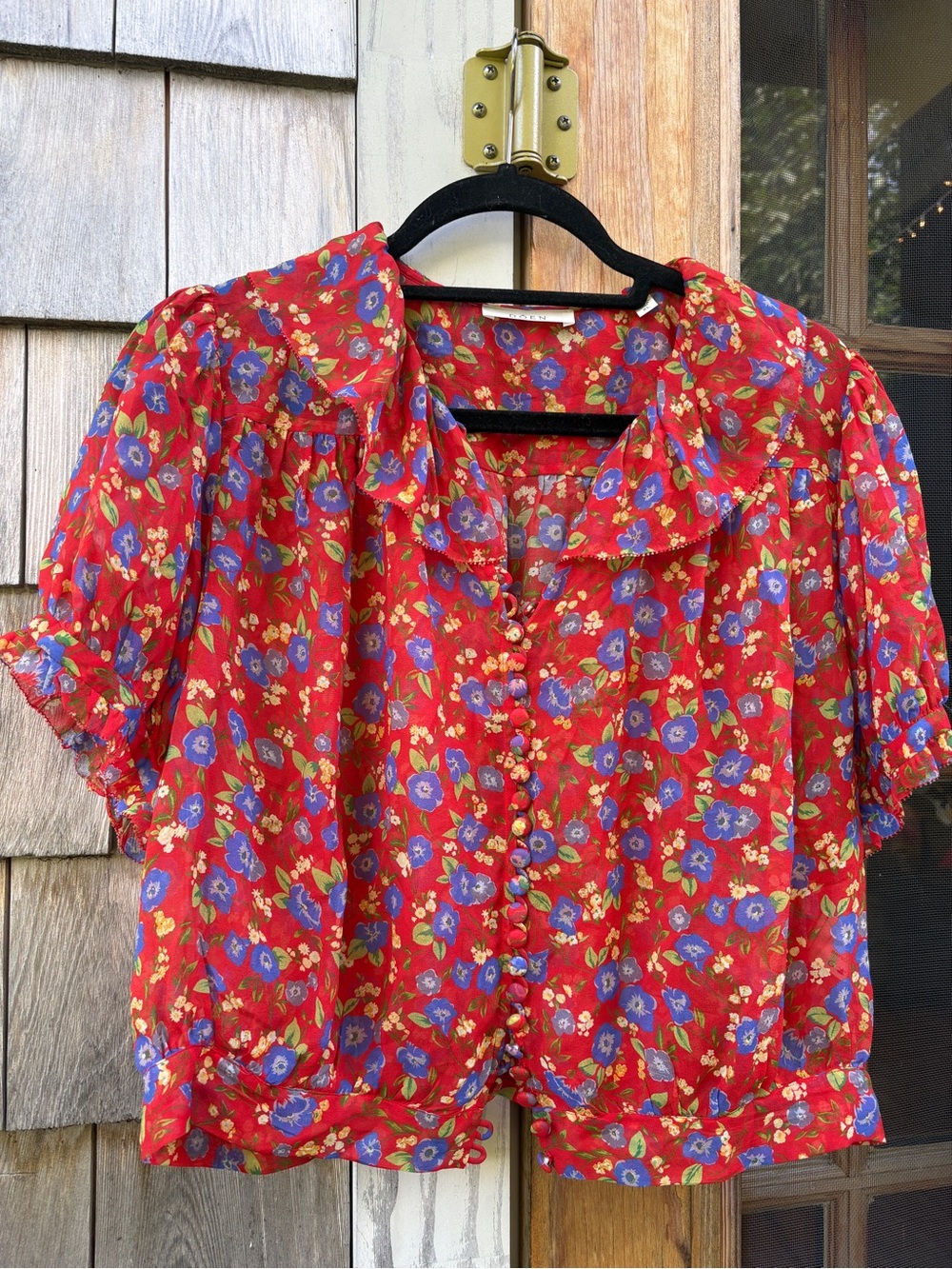 Doen Red Floral Ruffle-Trim Button Front Blouse